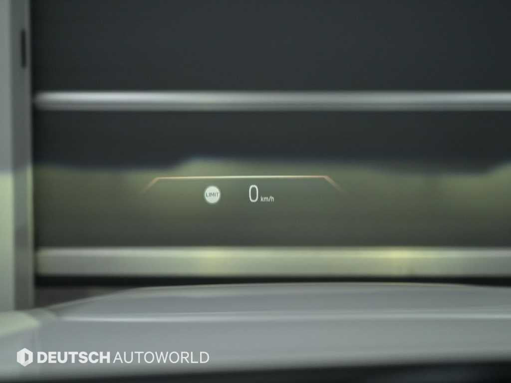 BMW 5-Series — photo 17