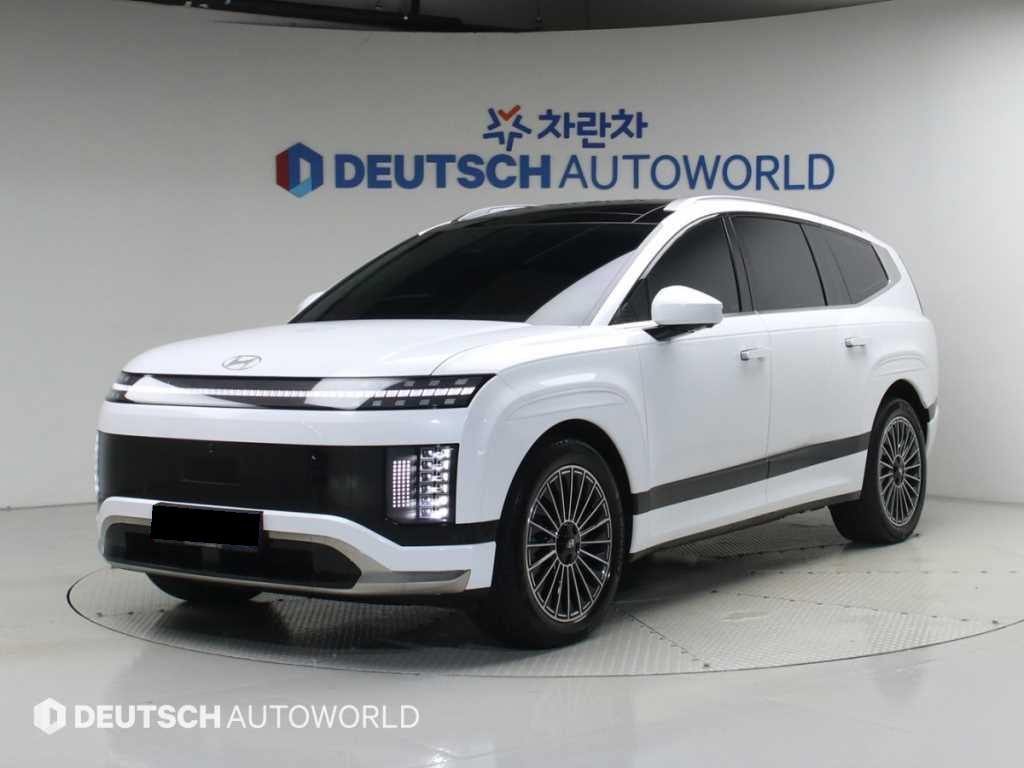 Hyundai Ioniq9 — photo 01