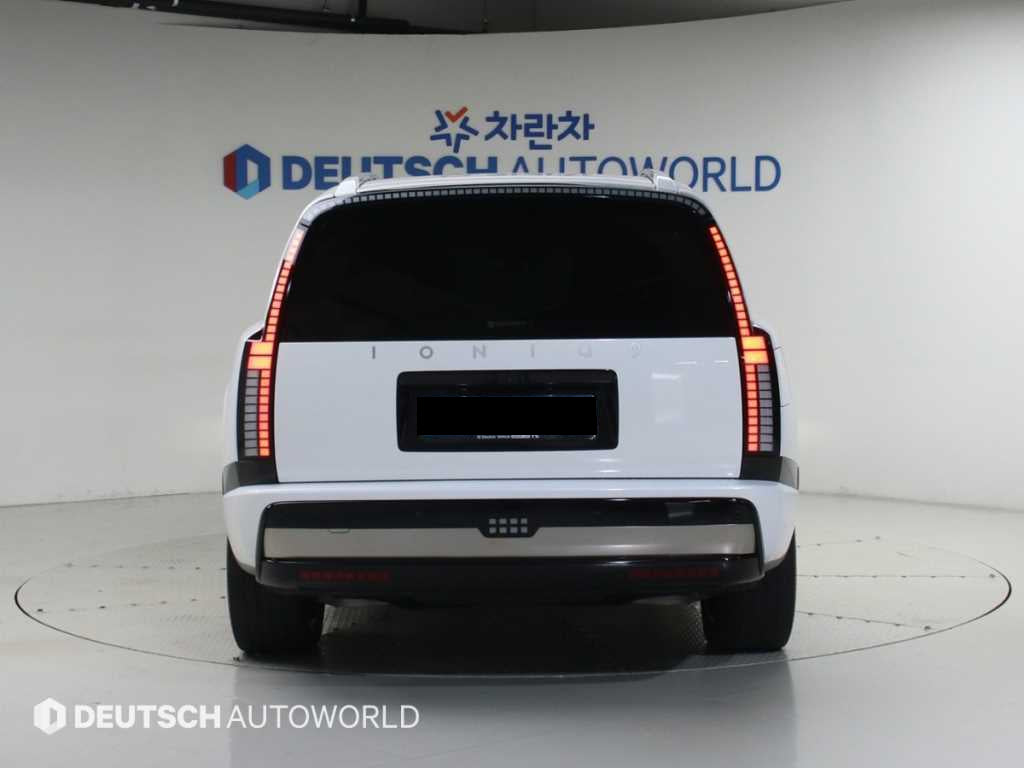 Hyundai Ioniq9 — photo 04