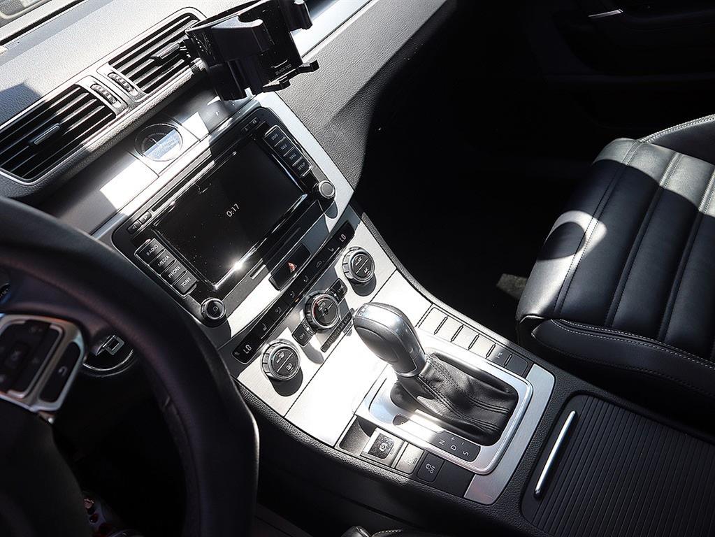 Volkswagen CC — photo 10