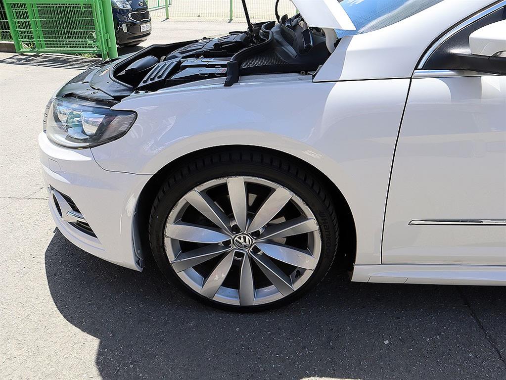 Volkswagen CC — photo 18