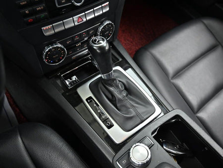 Mercedes-Benz C-Class — photo 09