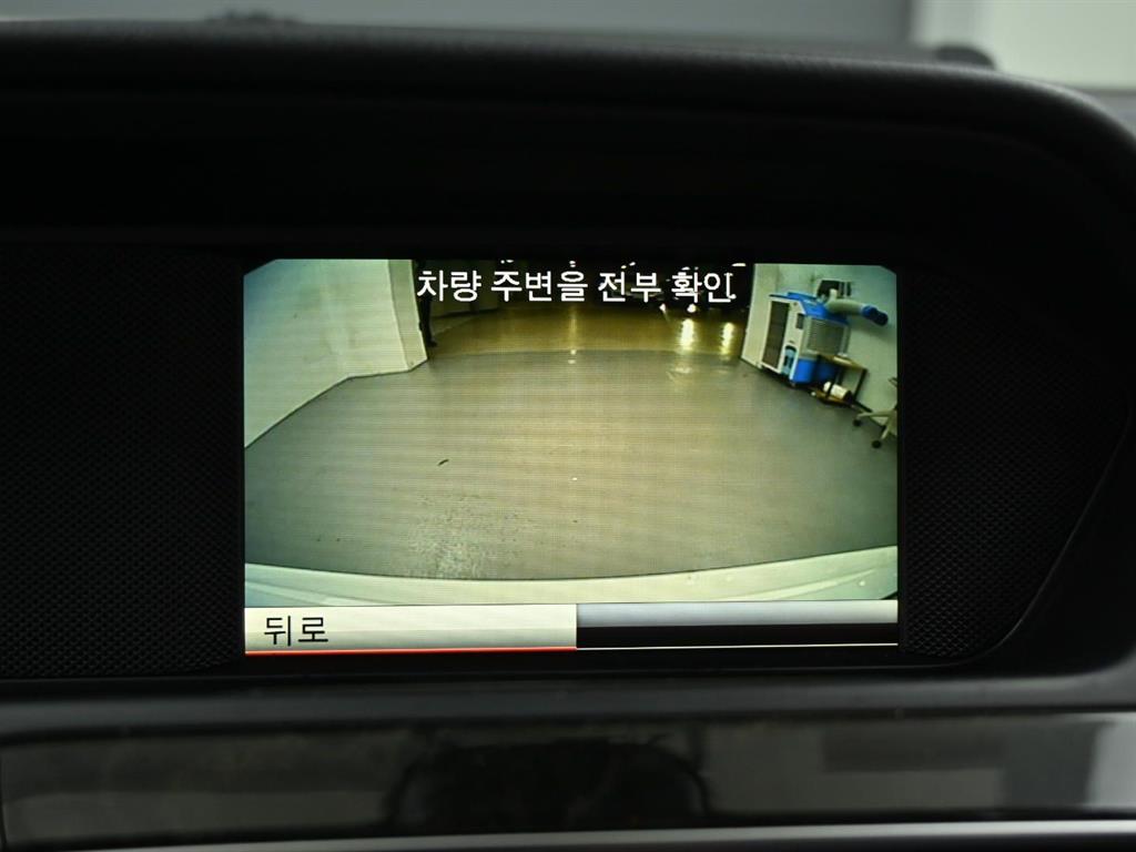 Mercedes-Benz C-Class — photo 15