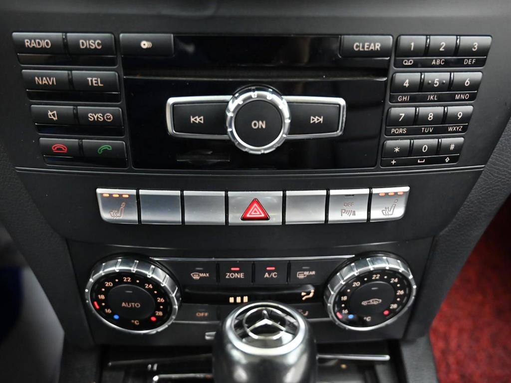 Mercedes-Benz C-Class — photo 17