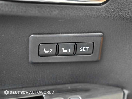 Toyota RAV4 — photo 17