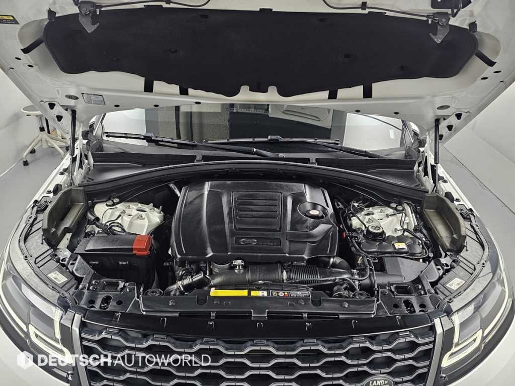 Land Rover Range Rover Velar — photo 07