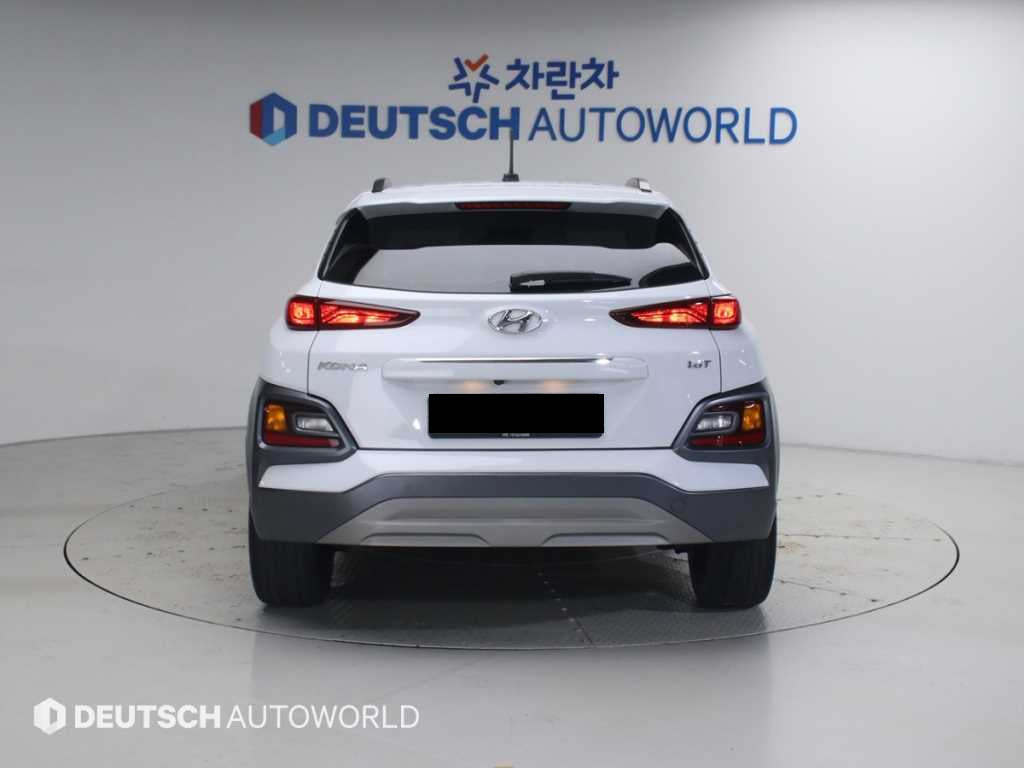 Hyundai Kona — photo 04