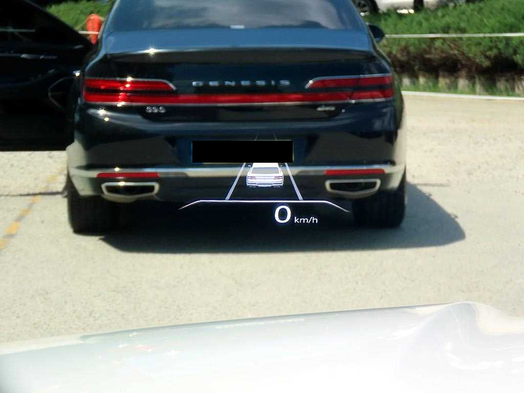 Genesis GV80 — photo 10