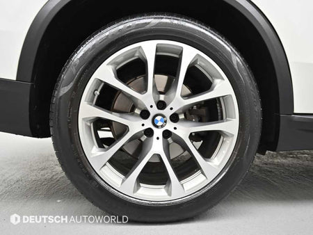 BMW X5 — photo 05