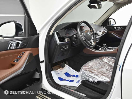 BMW X5 — photo 11