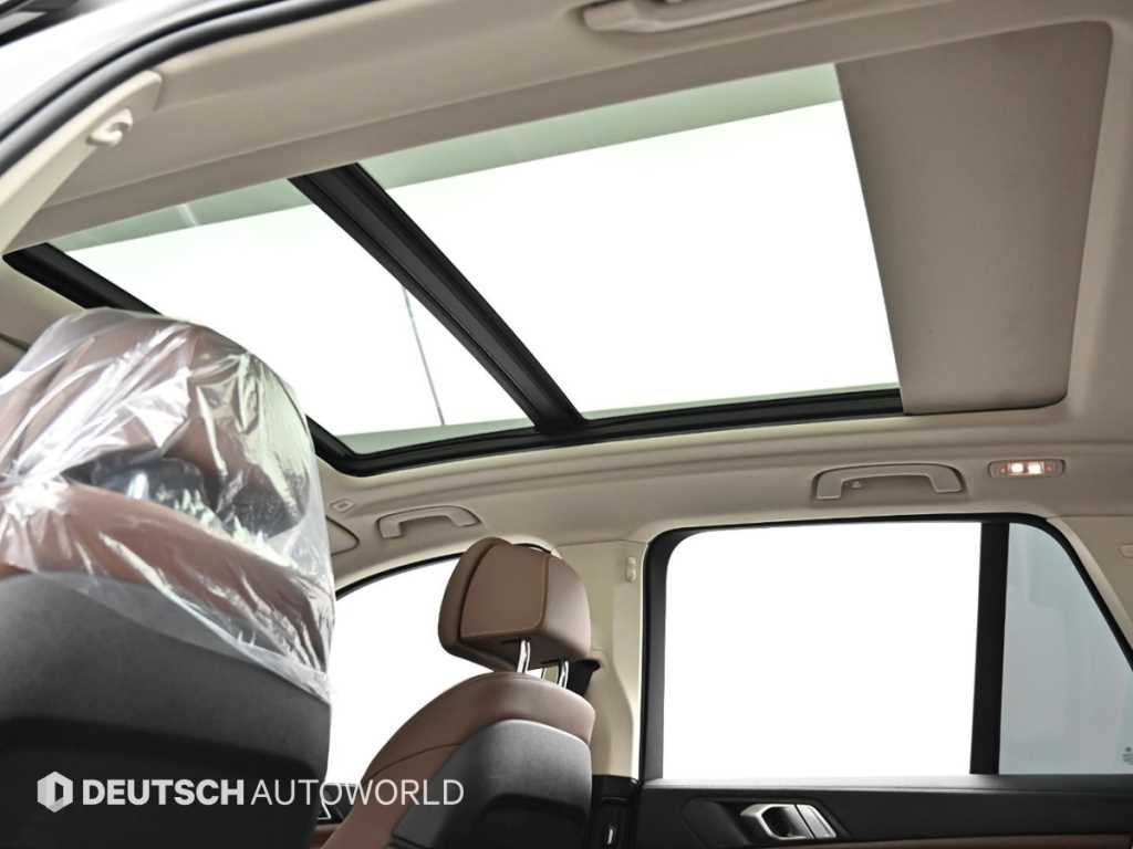 BMW X5 — photo 18