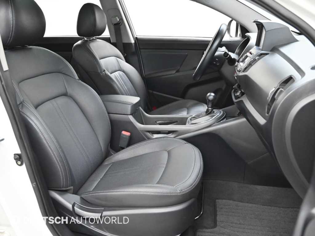 Kia Sportage — photo 10
