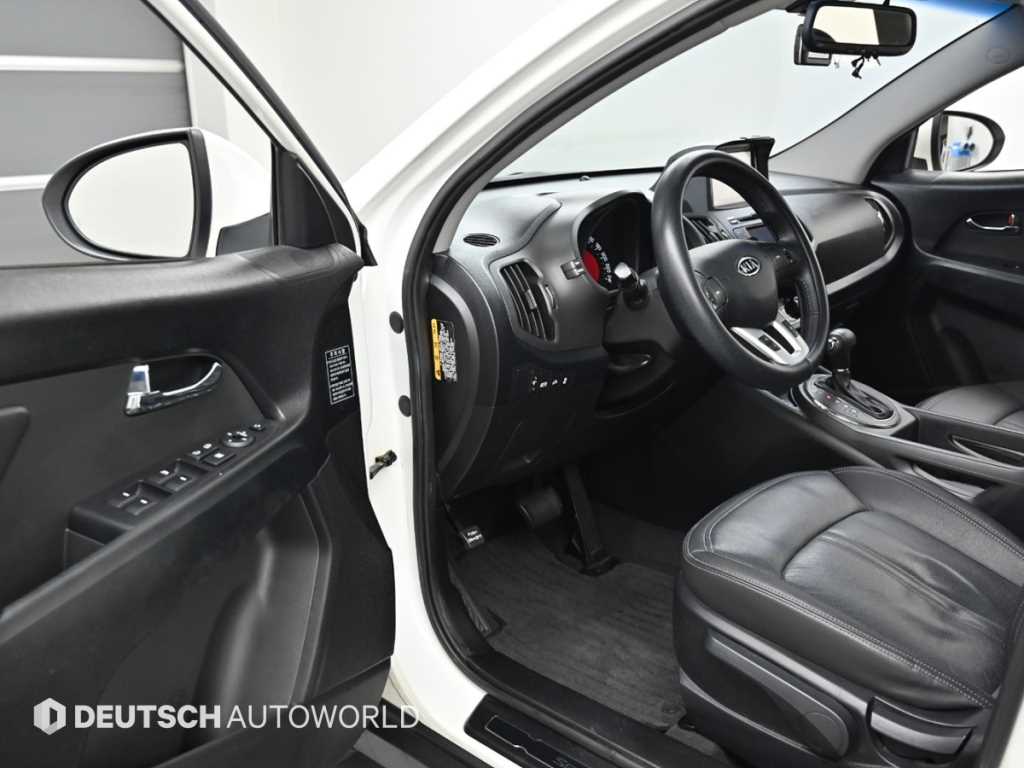 Kia Sportage — photo 11
