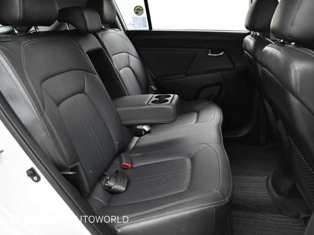Kia Sportage — photo 12