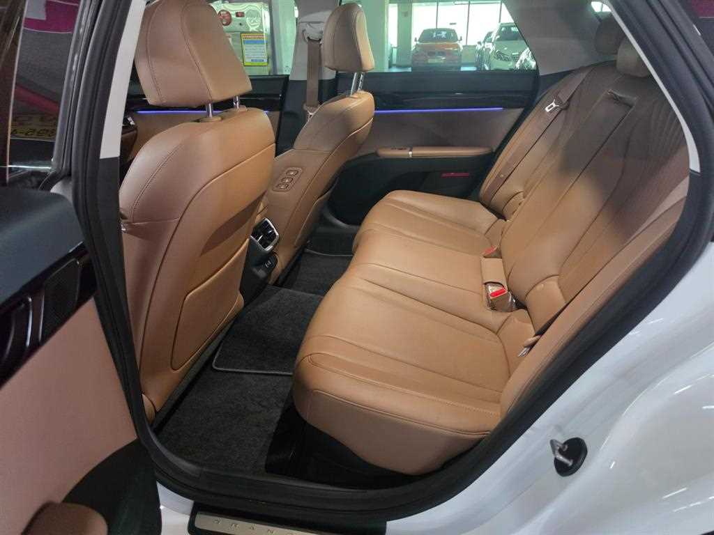 Hyundai Grandeur — photo 08
