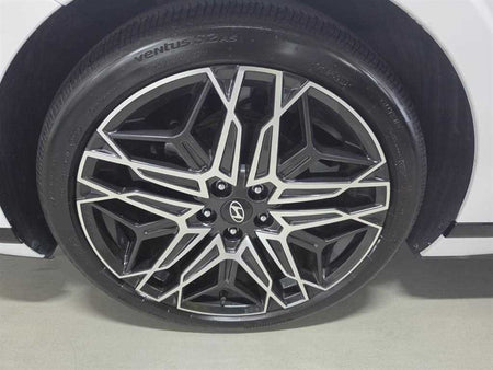 Hyundai Grandeur — photo 18