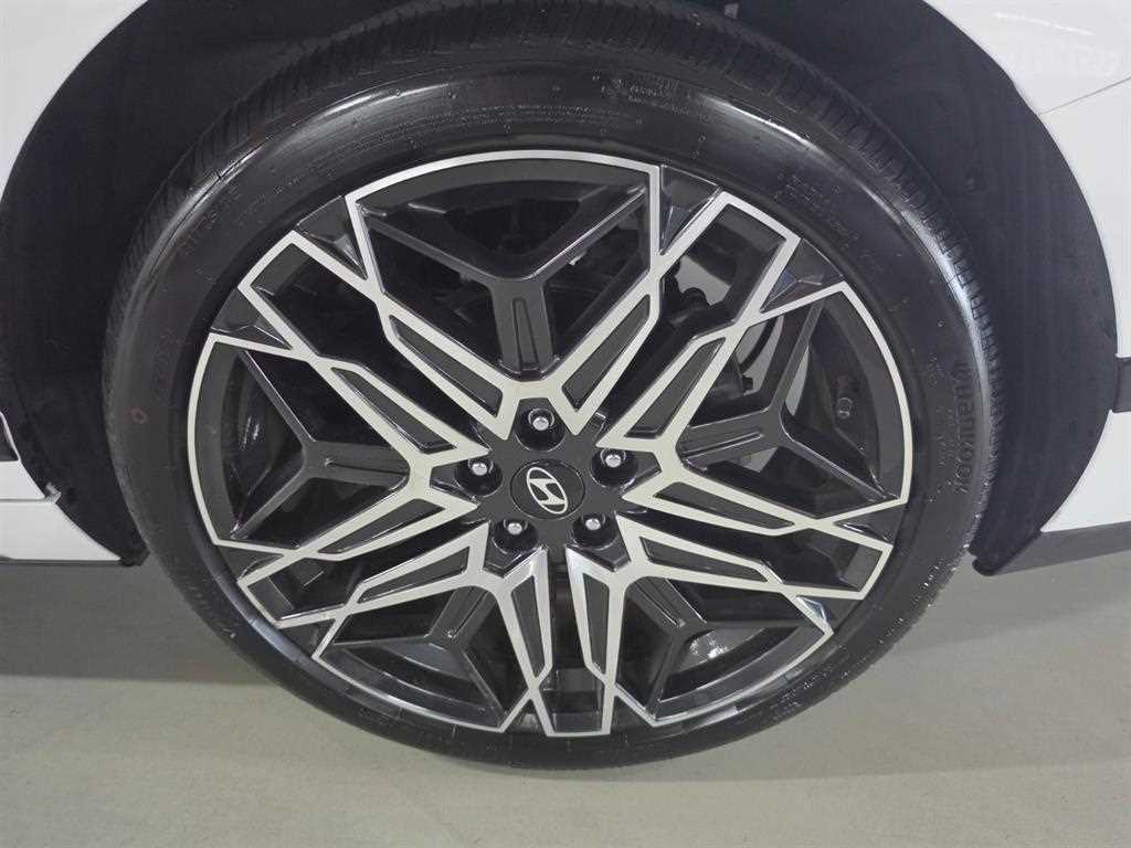 Hyundai Grandeur — photo 19