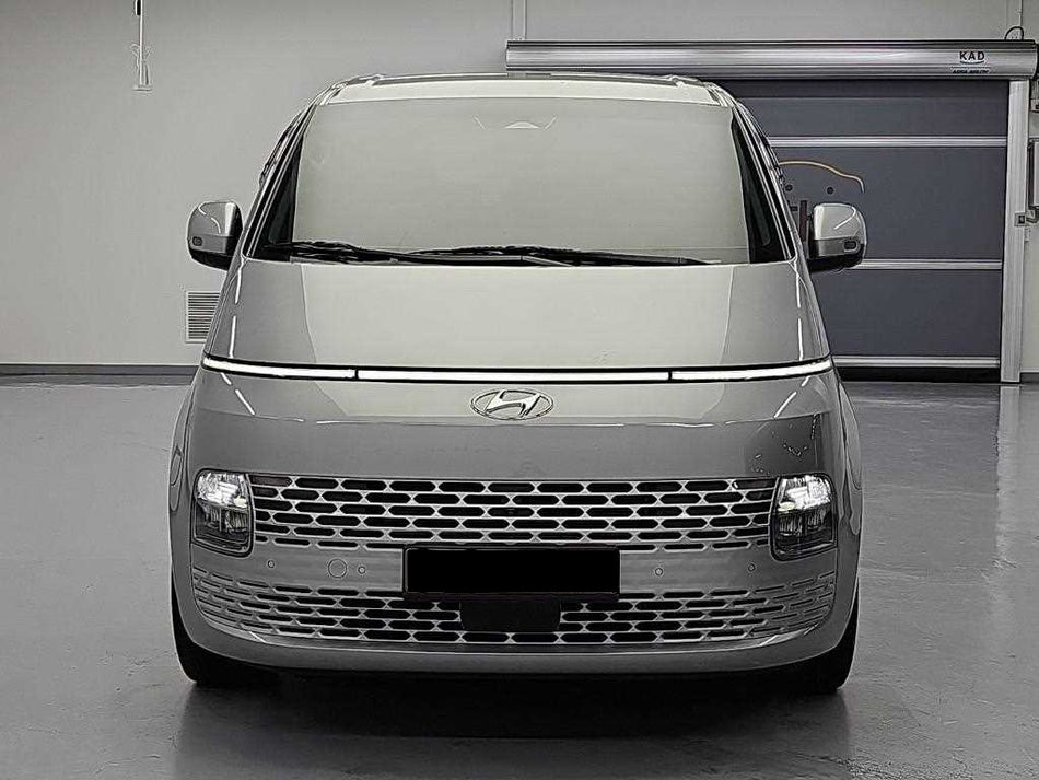 Hyundai Staria — photo 02