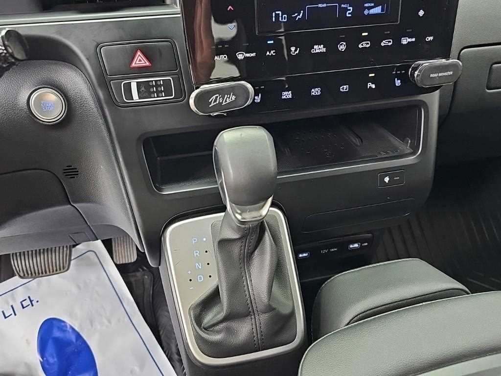 Hyundai Staria — photo 08