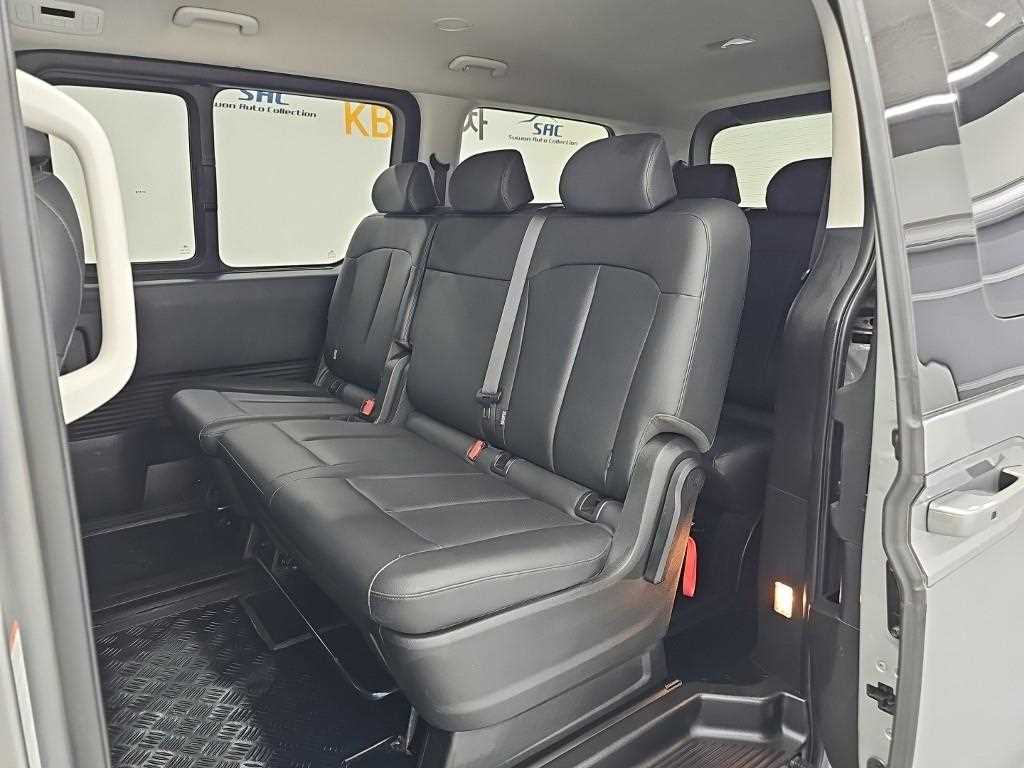 Hyundai Staria — photo 12
