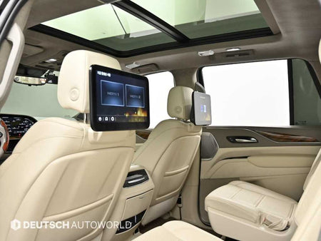 Cadillac Escalade — photo 18