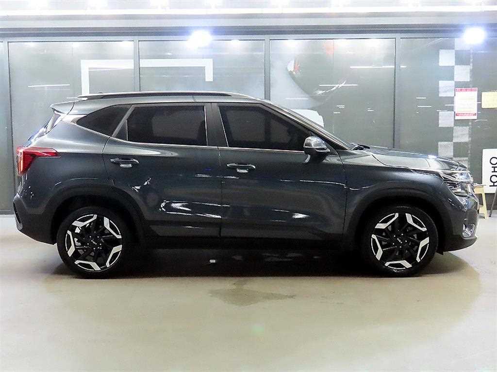 Kia Seltos — photo 03