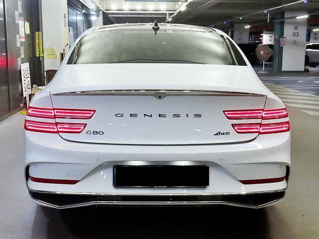 Genesis G80 — photo 05