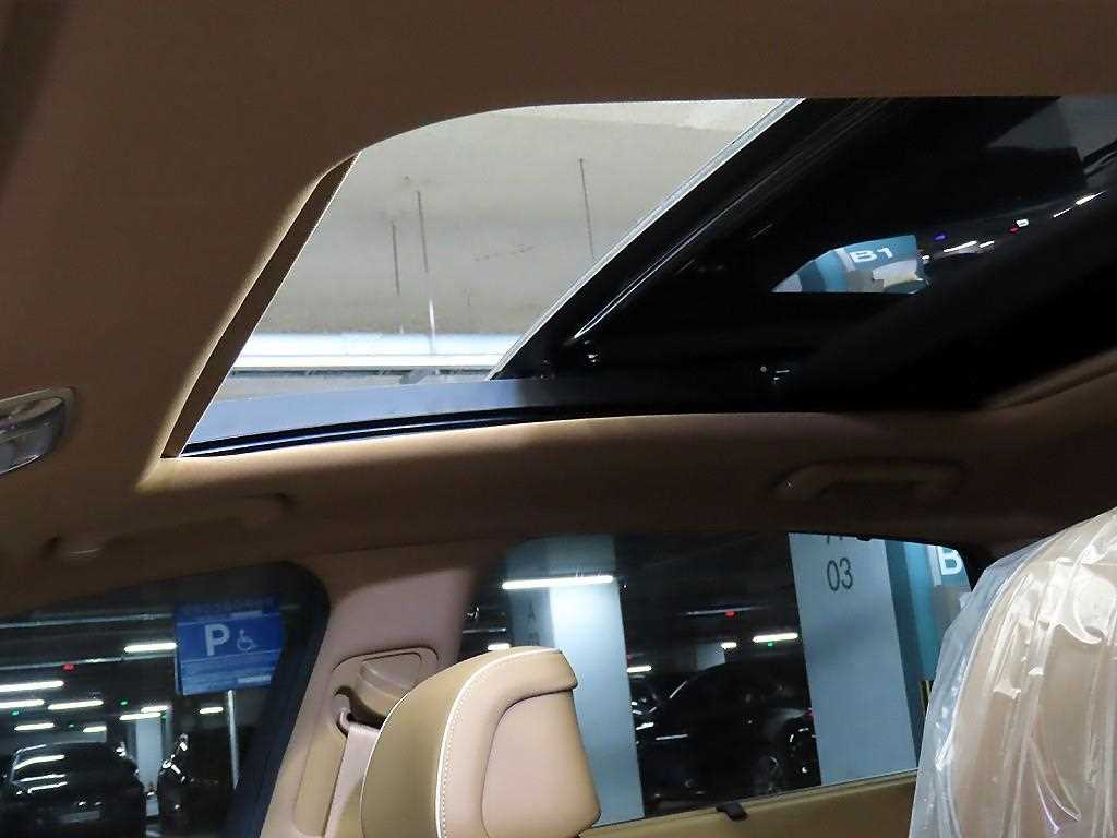 Genesis G80 — photo 16