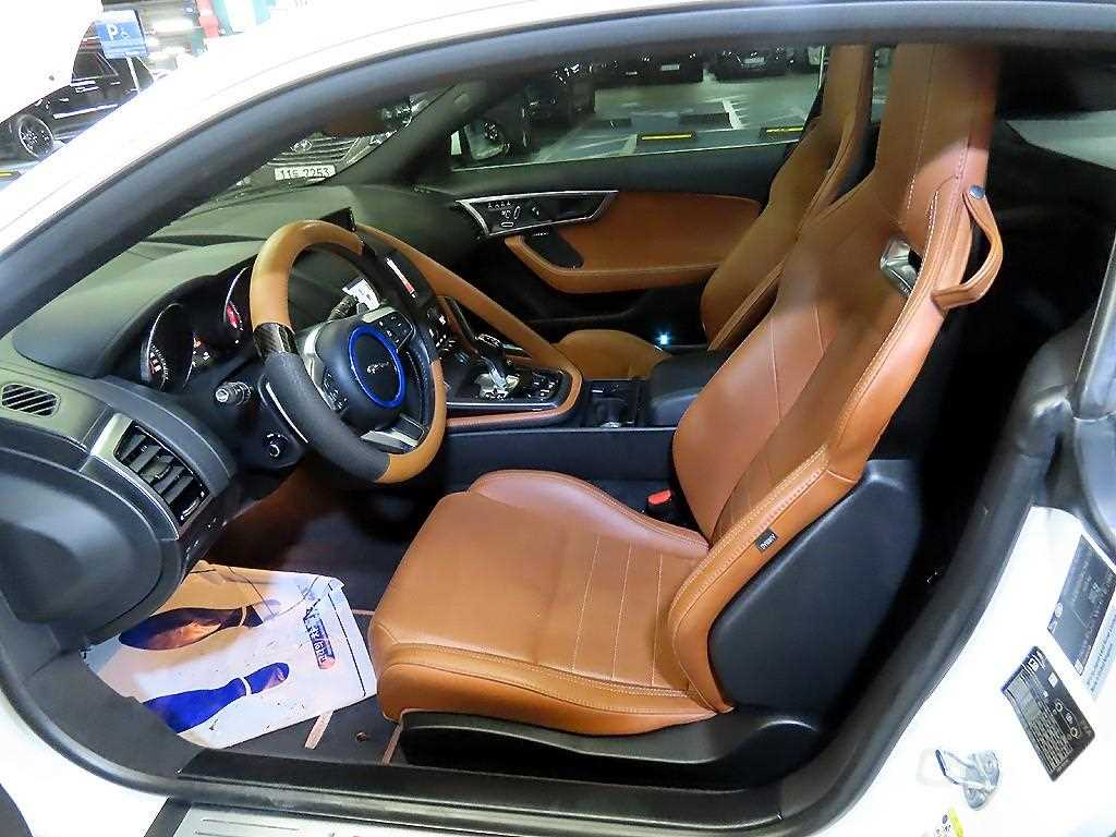 Jaguar F-TYPE — photo 06