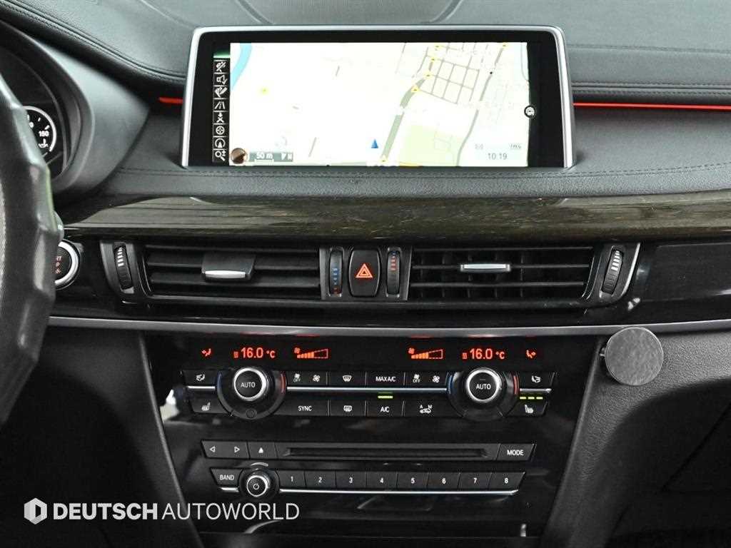 BMW X6 — photo 14