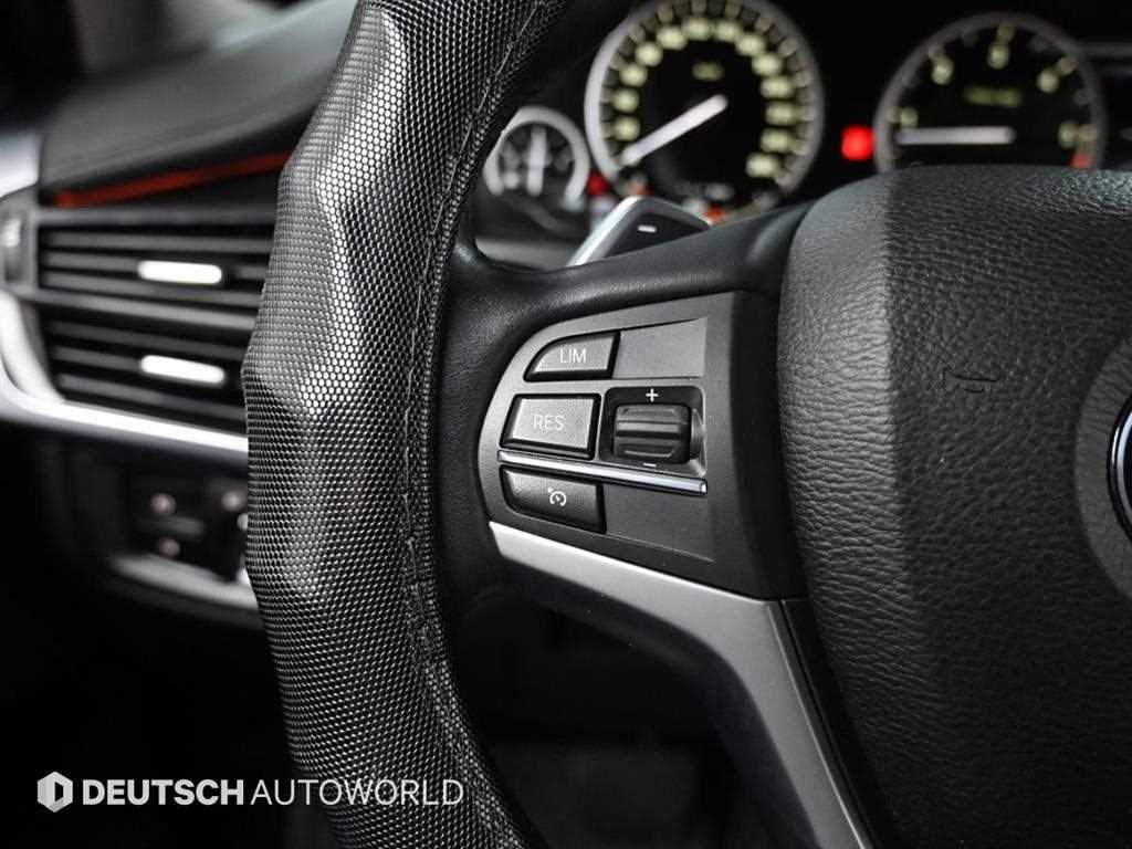 BMW X6 — photo 17