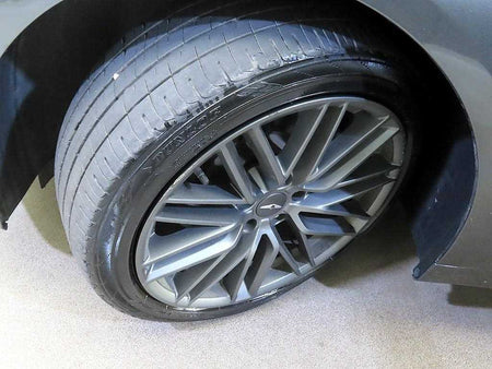Genesis G70 — photo 20