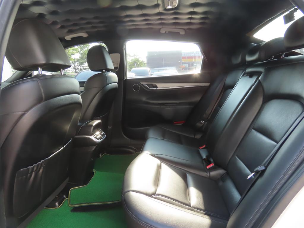 Hyundai Grandeur — photo 06