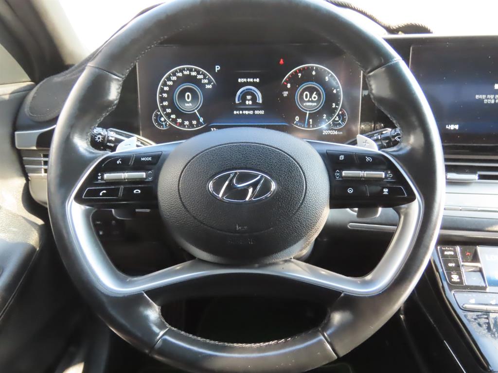 Hyundai Grandeur — photo 10