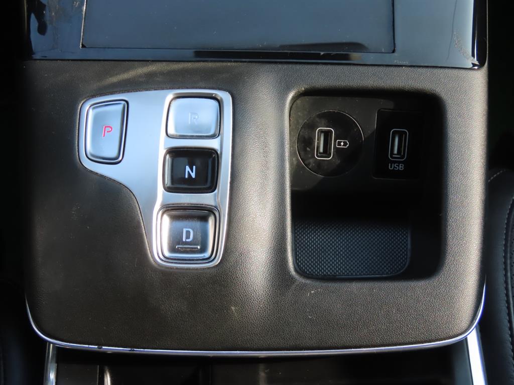 Hyundai Grandeur — photo 11