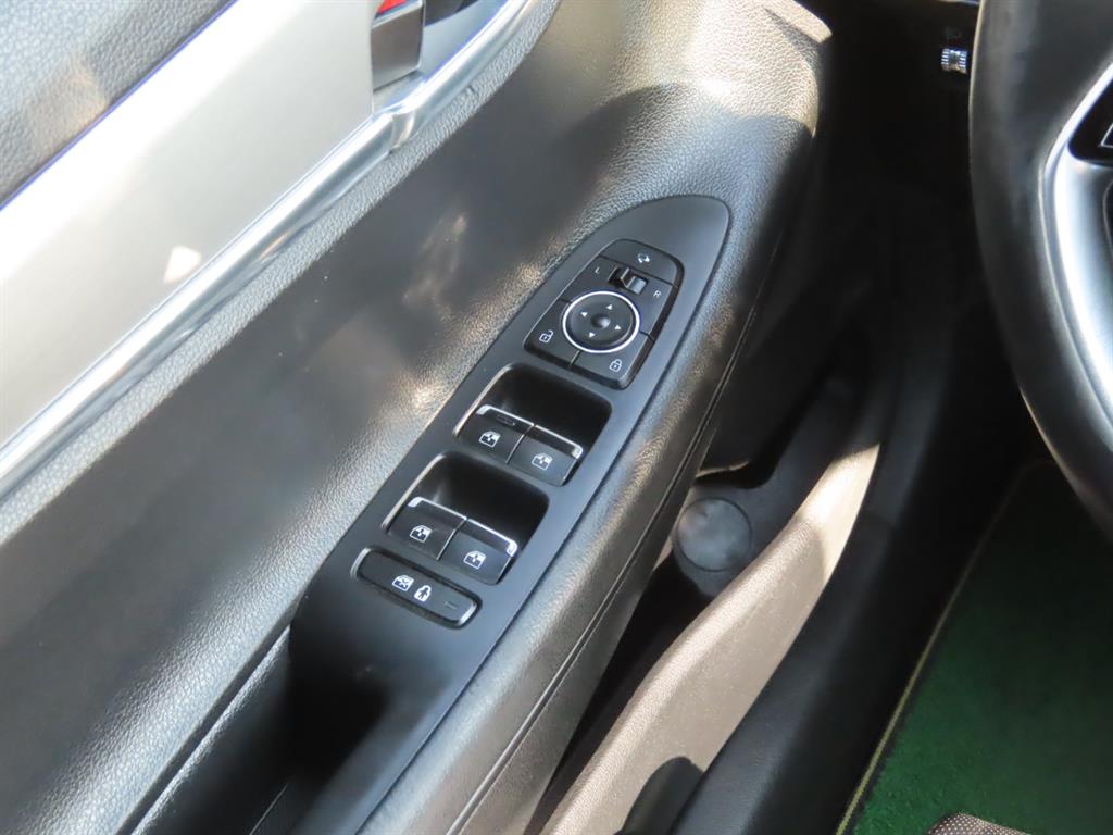 Hyundai Grandeur — photo 13