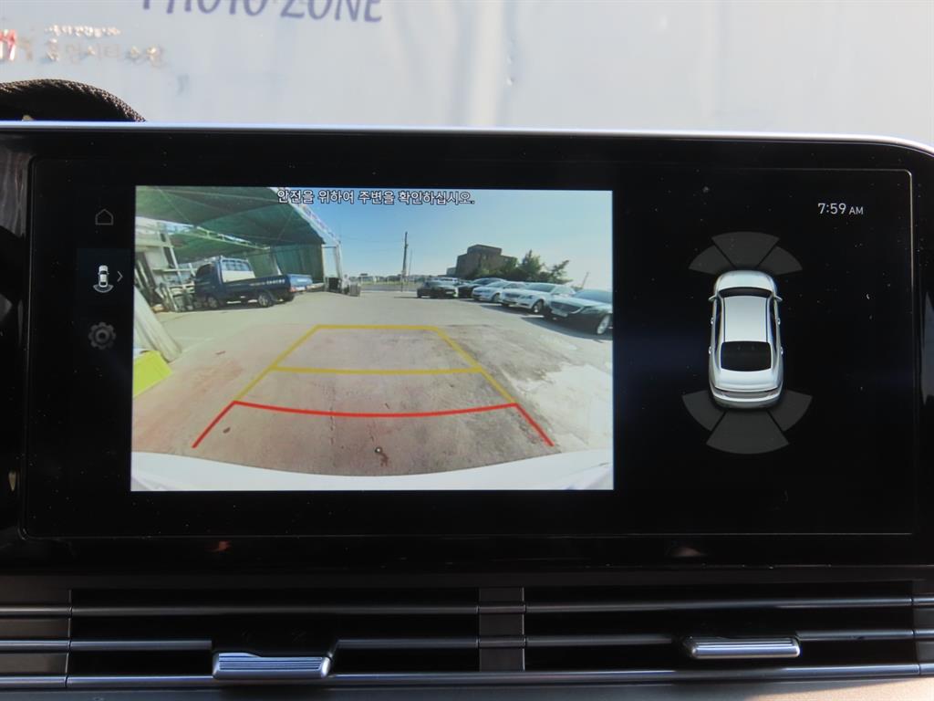 Hyundai Grandeur — photo 17