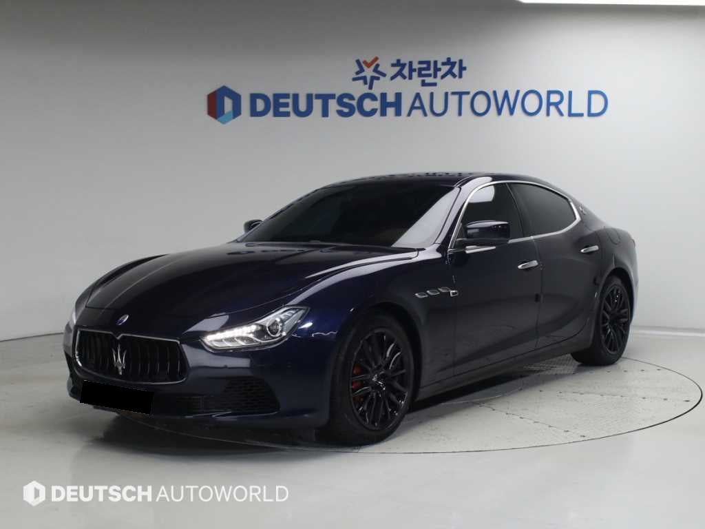 Maserati Ghibli — photo 01