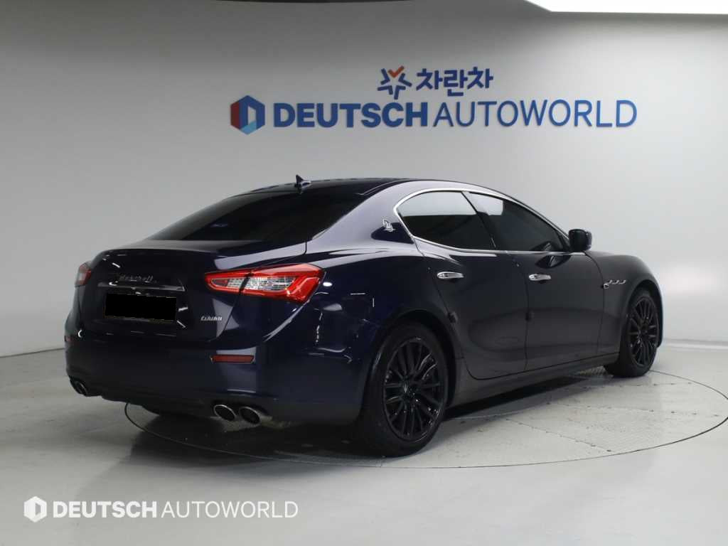 Maserati Ghibli — photo 02