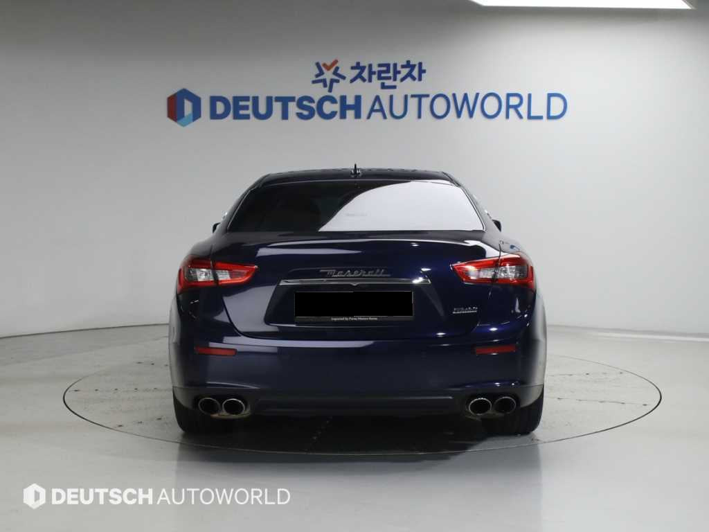 Maserati Ghibli — photo 04