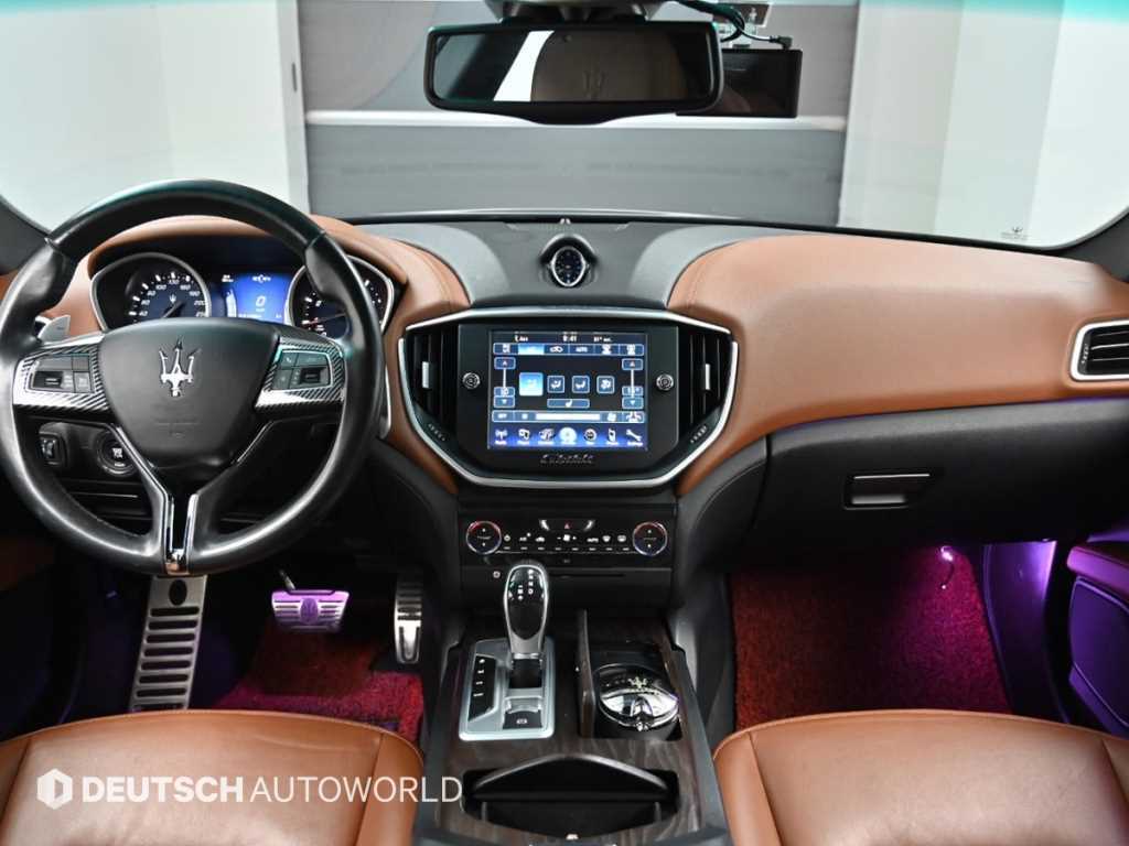 Maserati Ghibli — photo 07