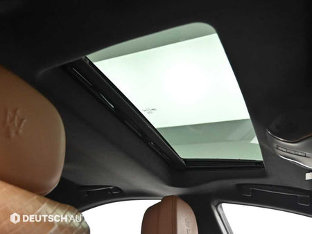 Maserati Ghibli — photo 18