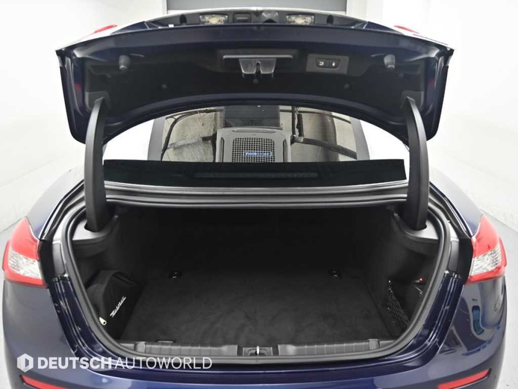 Maserati Ghibli — photo 19