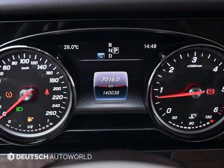 Mercedes-Benz E-Class — photo 08