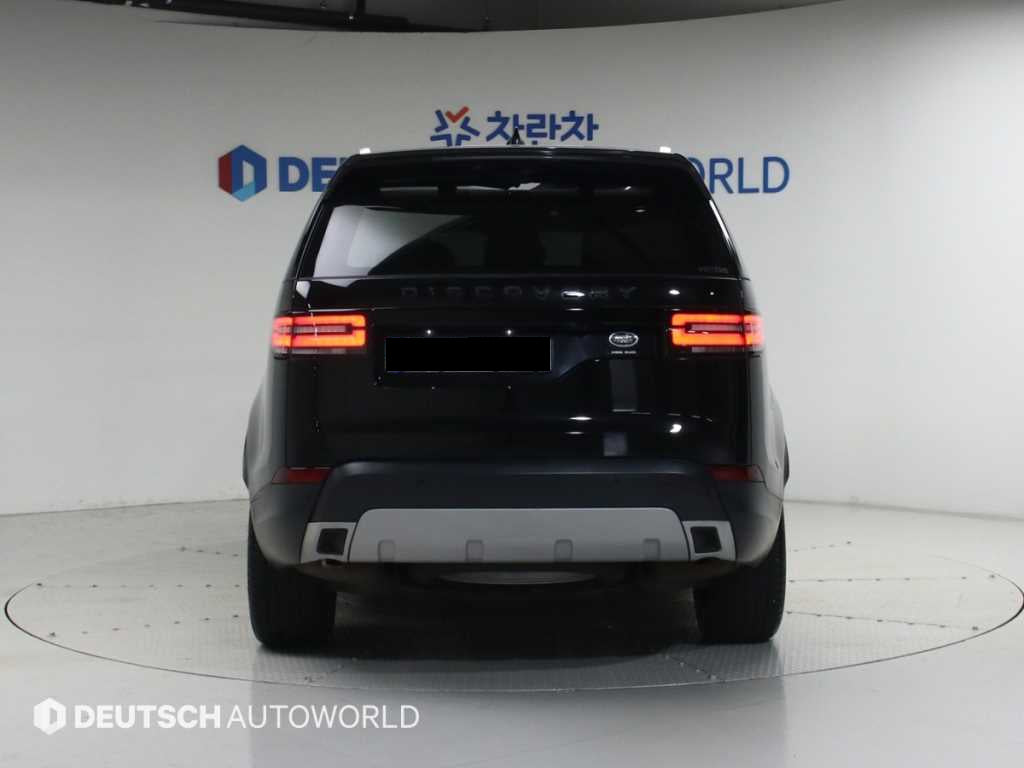 Land Rover Discovery — photo 04