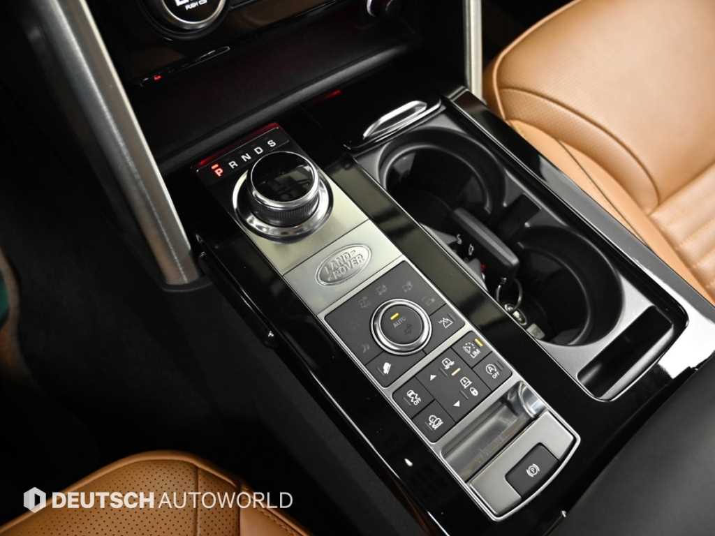 Land Rover Discovery — photo 09