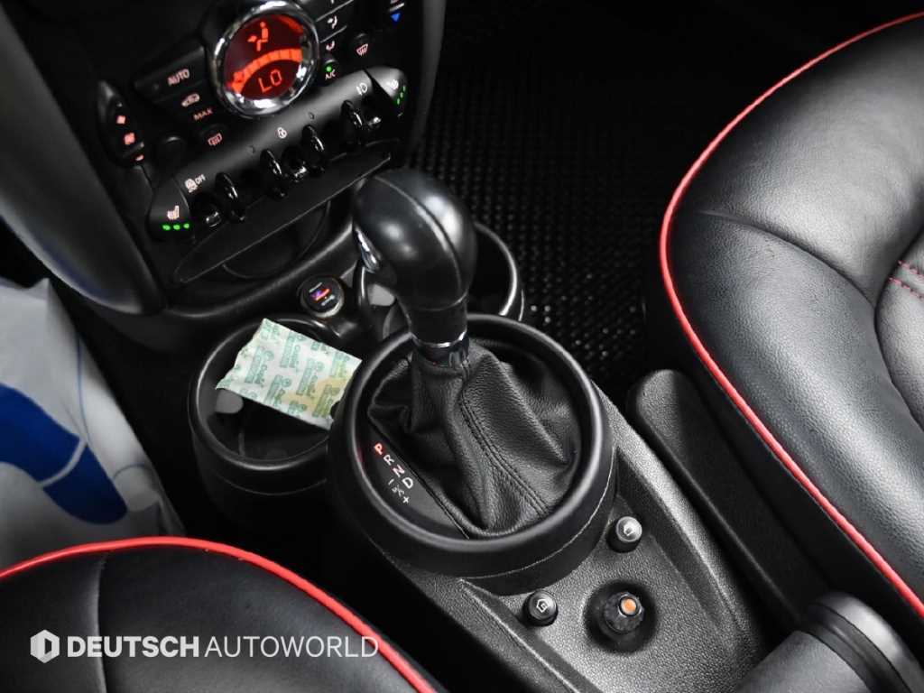 Mini Countryman — photo 09