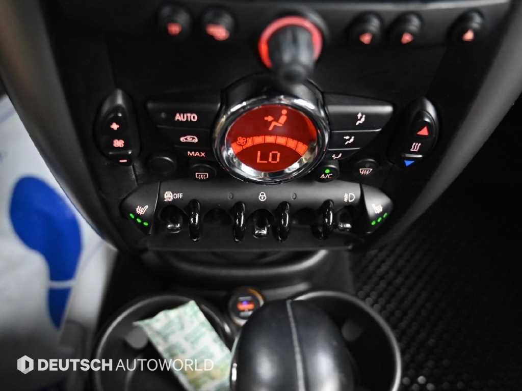 Mini Countryman — photo 17