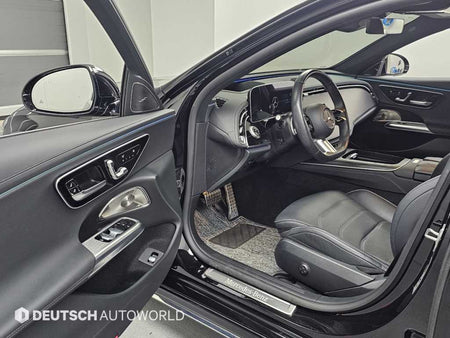 Mercedes-Benz E-Class — photo 11
