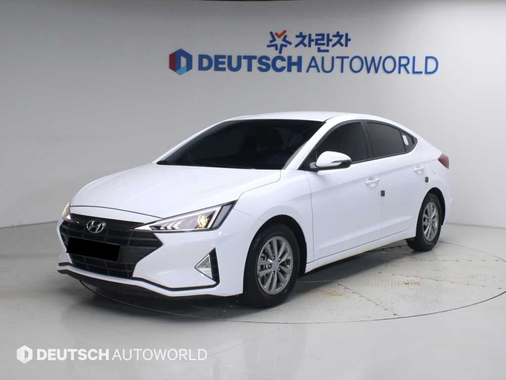 Hyundai Avante — photo 01